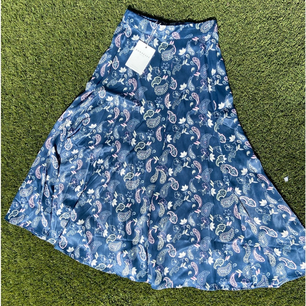 Women’s Downeast Satin Flare Skirt